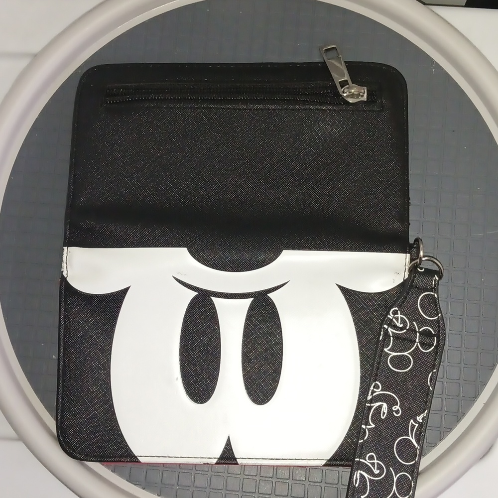 Mickey Mouse Wallets - Picture 7 of 7